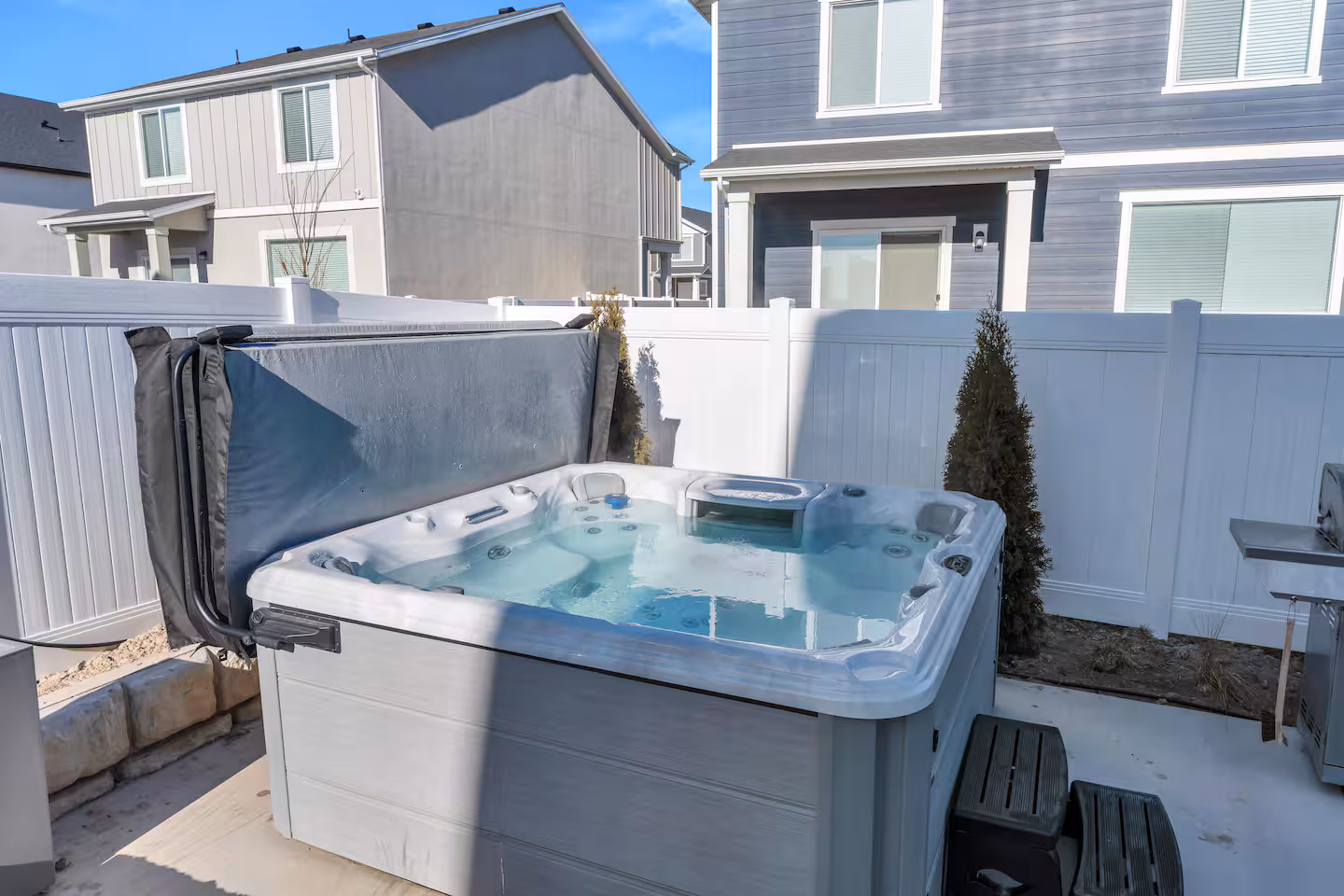 Private hot tub